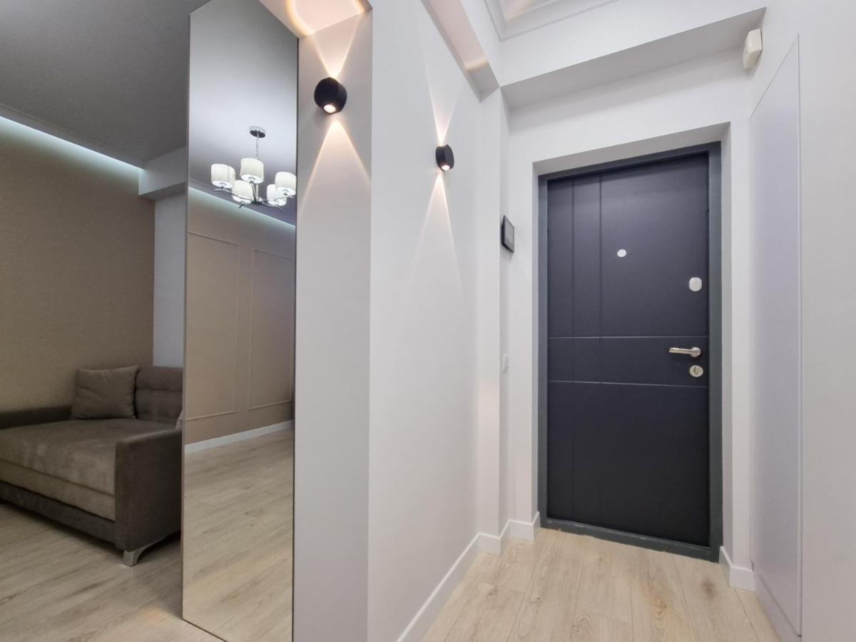 Botanica, 1 Bedroom Apartment With Living Chişinău Esterno foto